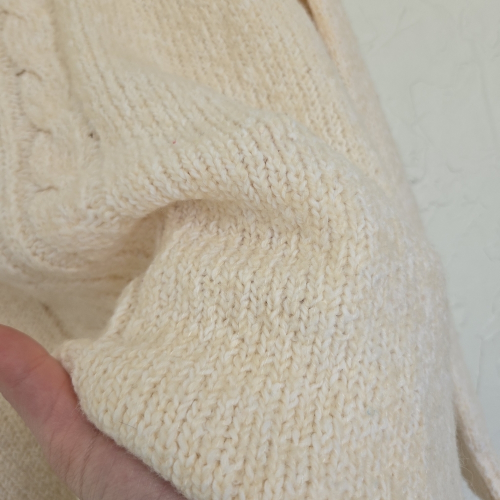 Vintage Chunky Cream Cableknit Sweater, L - Picture 5 of 9